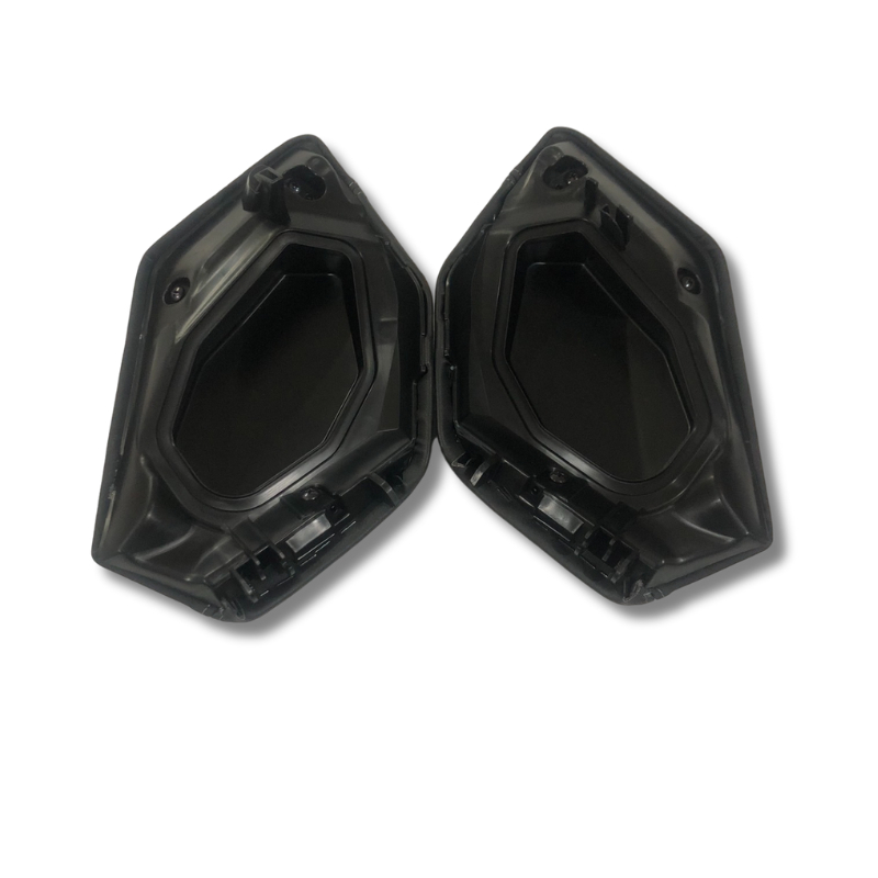 ฝาปิดช่องเก็บของแต่ง หน้าซ้าย-ขวา หุ้มหนังนุ่ม ABS สำหรับ Yamaha XMAX 300 (ปี 2023-2024) รูปที่ 4