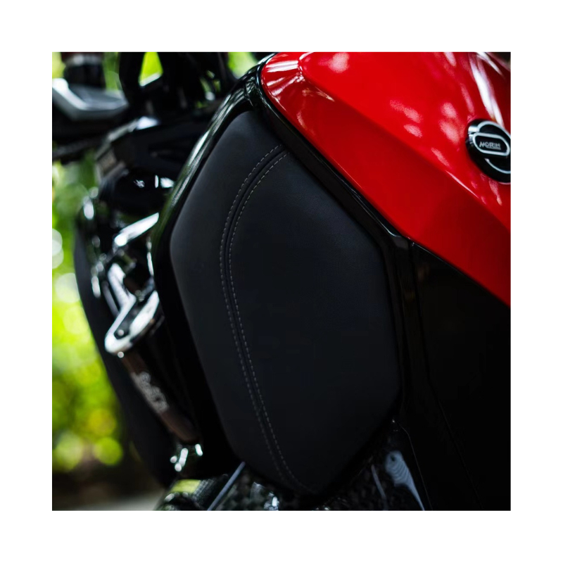 ฝาปิดช่องเก็บของแต่ง หน้าซ้าย-ขวา หุ้มหนังนุ่ม ABS สำหรับ Yamaha XMAX 300 (ปี 2023-2024) รูปที่ 6