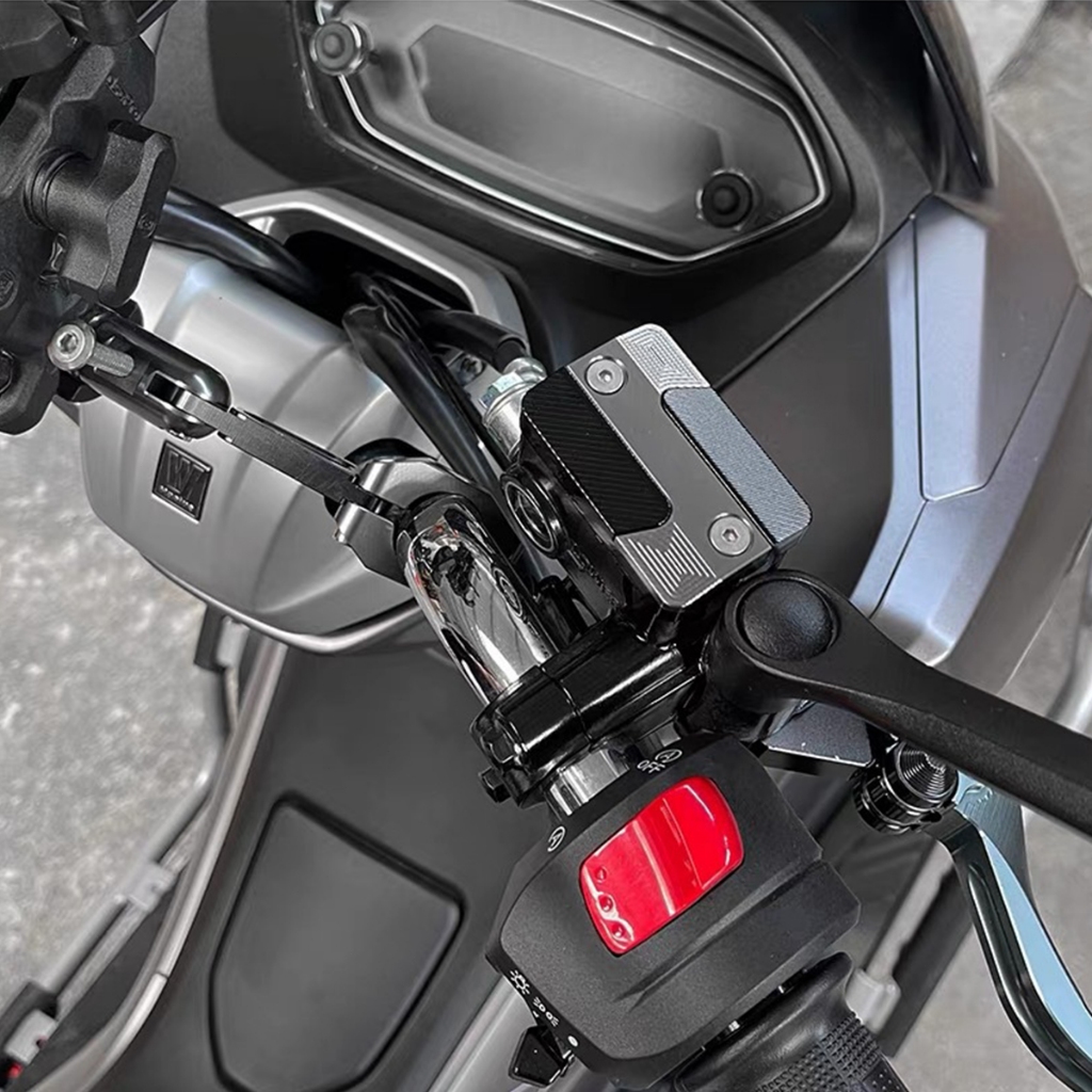 ฝาครอบปั๊มน้ำมันเบรกบน อลูมิเนียม CNC สำหรับ Honda PCX และ Click รูปที่ 6