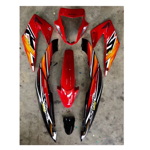 ชุดสีมอเตอร์ไซค์ Honda Sonic ตัวใหม่ (2004-2007) สีแดง-ดำ ลายไฟ