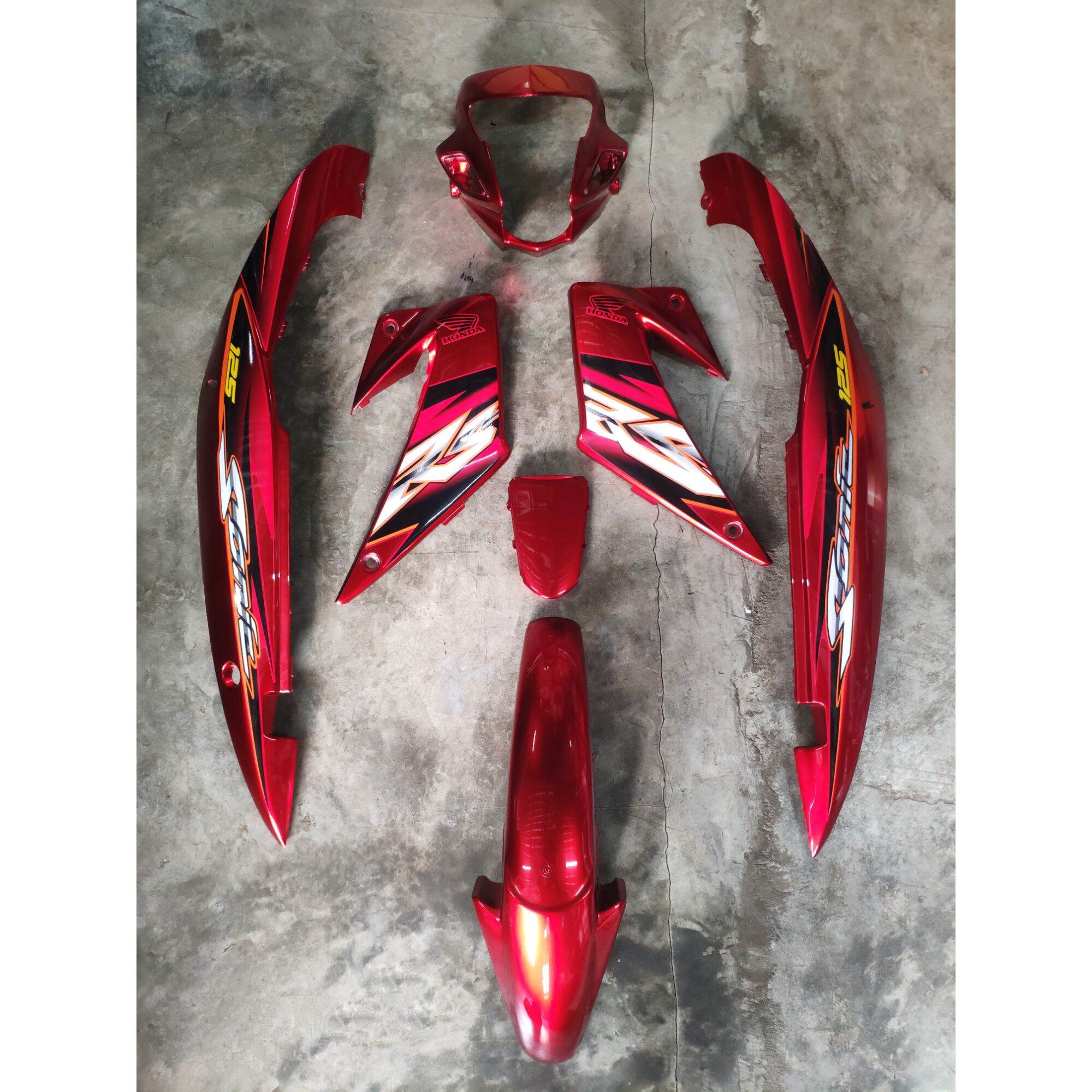 ชุดสีรถมอเตอร์ไซค์ Sonic 125 ปี 2004 สีแดงแก้ว จำนวน 7 ชิ้น รูปที่ 8